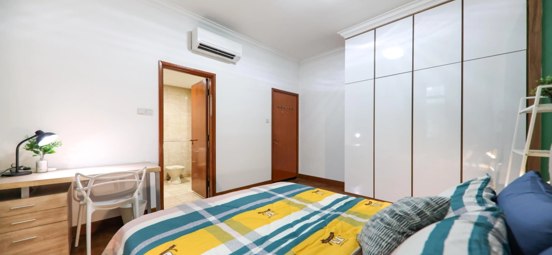 Room 5