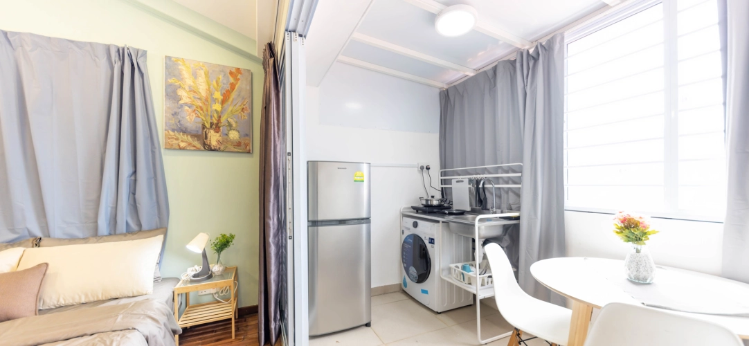 Room 7 - Studio Room