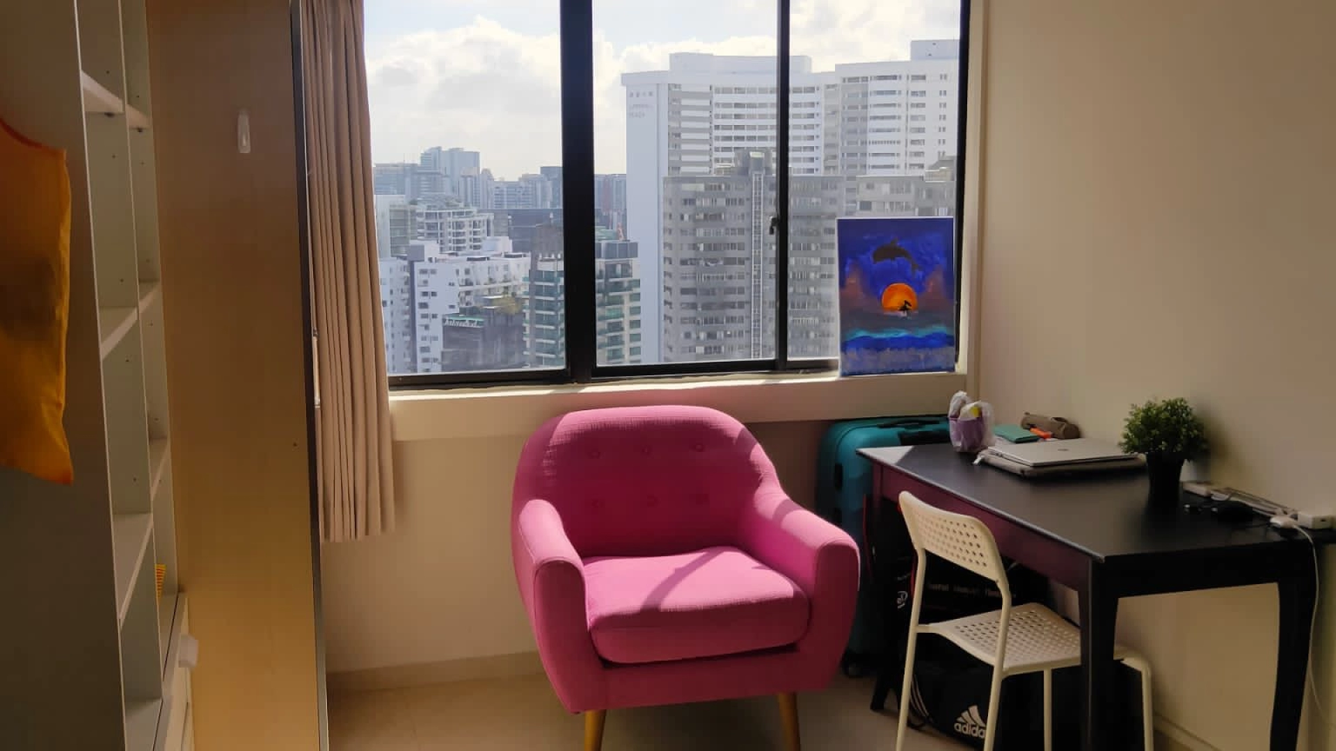 Lucky Plaza Apartments