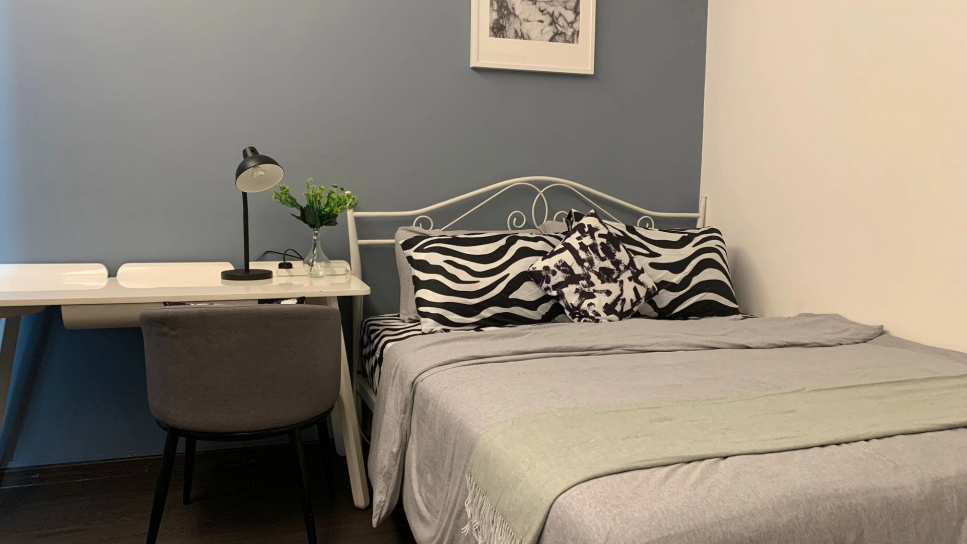 Lucky Plaza Apartments